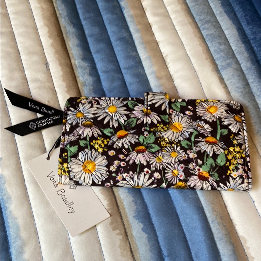 NWT-Vera Bradley RFID Wallet
